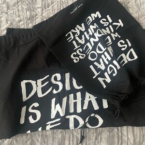 👜 (2) Kurt Geiger graphic dustbags